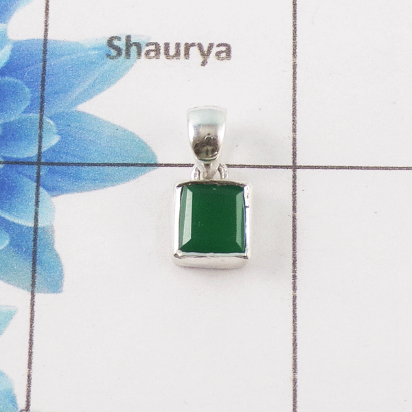 Green Onyx Cut Stone Pendant – 925 Sterling Silver Minimal Elegant Pendant