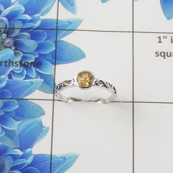 Natural Cut Stone Ring – 925 Sterling Silver Vintage Scrollwork Dainty Ring