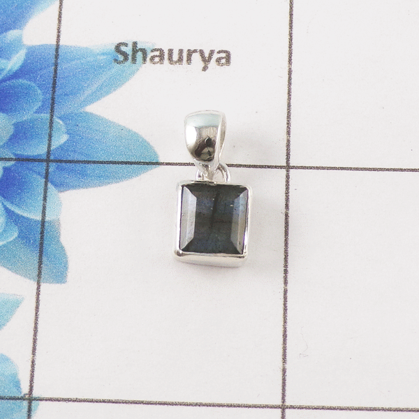 Labradorite Cut Stone Pendant – 925 Sterling Silver Minimal Elegant Pendant