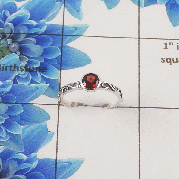 Natural Cut Stone Ring – 925 Sterling Silver Vintage Scrollwork Dainty Ring
